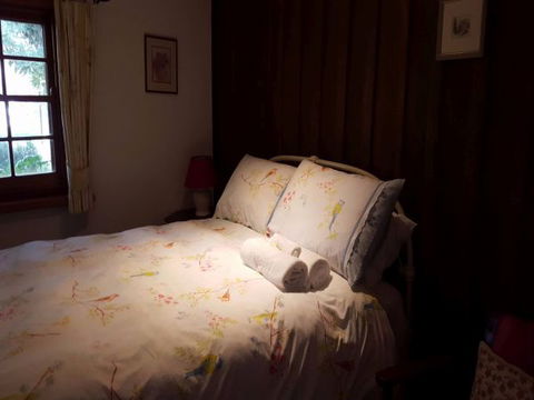 Cameron's Cottage - Geraldton Accommodation 5