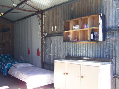 Catninga Mountain Camp Hut - Geraldton Accommodation 5
