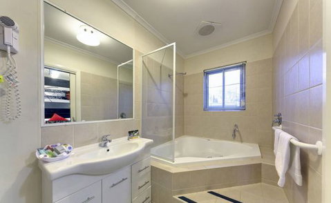 Comfort Inn And Suites Georgian - Geraldton Accommodation 3