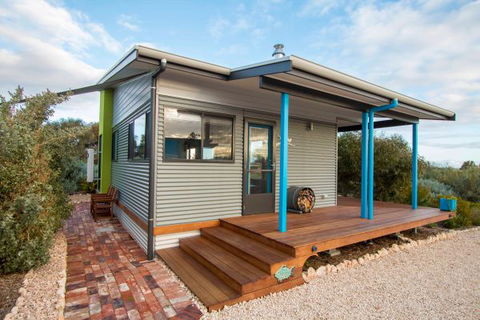 Coorong Cabins - Geraldton Accommodation 1