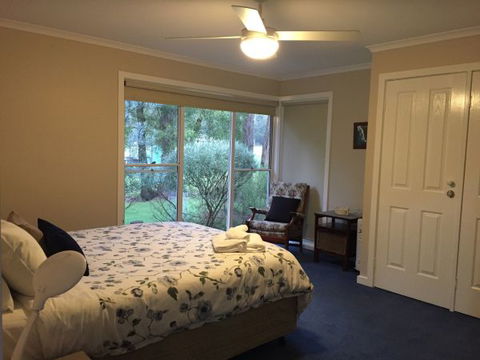 Corella Holiday Cottage - Geraldton Accommodation 5