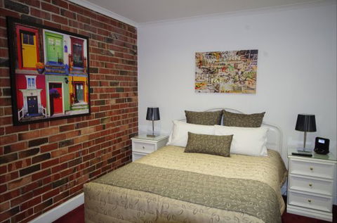 Ensenada Motor Inn And Suites - Geraldton Accommodation 4