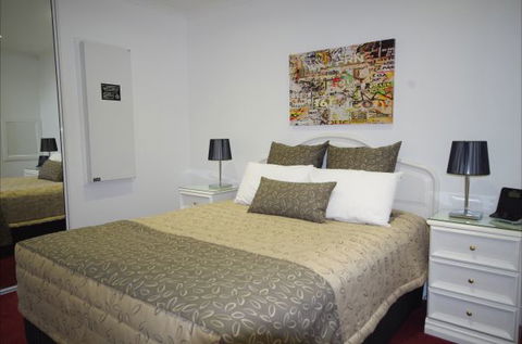 Ensenada Motor Inn And Suites - Geraldton Accommodation 5
