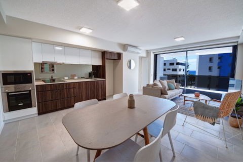 First Light Mooloolaba - Geraldton Accommodation 4