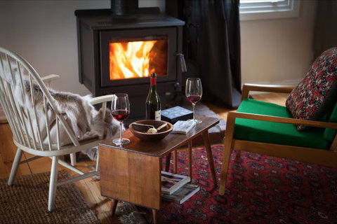 Flop House - Geraldton Accommodation 5