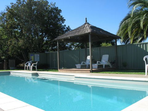 Golden Chain Wine Village Motor Inn - Geraldton Accommodation 0