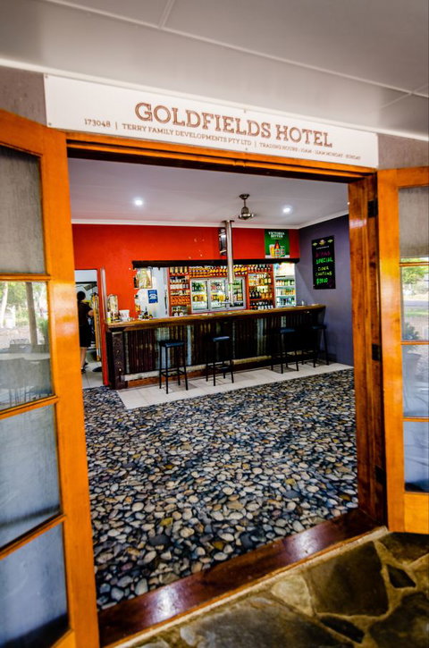 Goldfields Hotel And Finnigan's Rest - Geraldton Accommodation 3