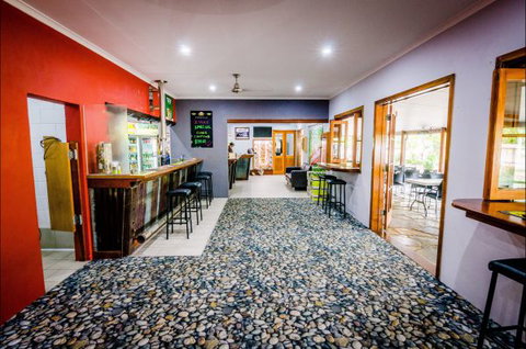 Goldfields Hotel And Finnigan's Rest - Geraldton Accommodation 5