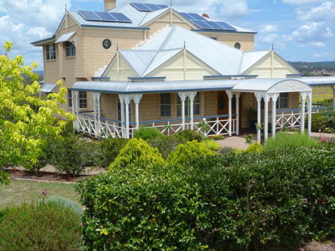 Grovely House Bed And Breakfast - Geraldton Accommodation 0