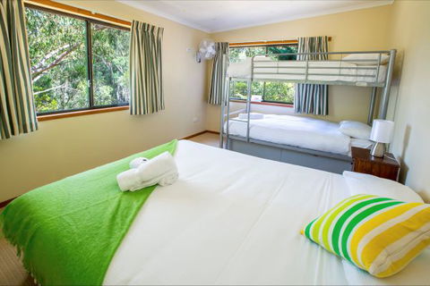 Granite Belt Brewery Retreat - Geraldton Accommodation 6