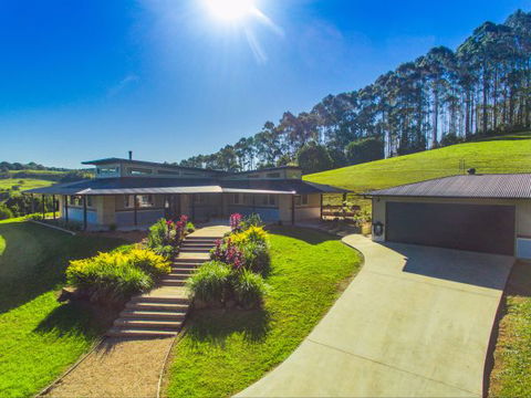 Hinterland Harmony - Geraldton Accommodation 0