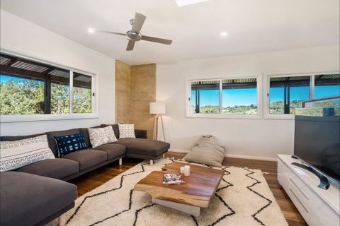 Hinterland Harmony - Geraldton Accommodation 6