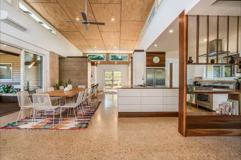 Hinterland Harmony - Geraldton Accommodation 7