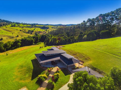 Hinterland Harmony - Geraldton Accommodation 8