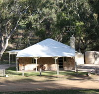 Hughes Park Cottage  Weddings - Geraldton Accommodation