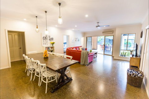 La Flotte - Geraldton Accommodation 1