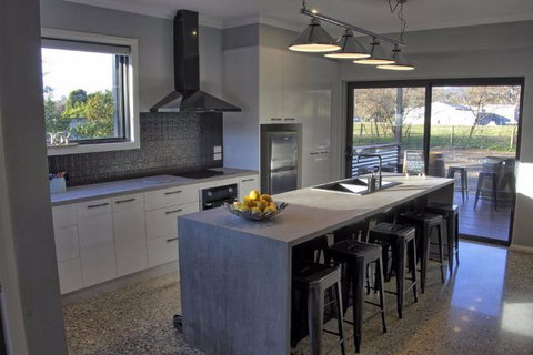 Lusso KV - Geraldton Accommodation 2