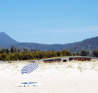 Malibu on the Beach - Geraldton Accommodation