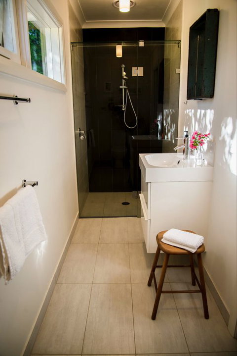 Mrs Simpson Cottage At Norala Garden - Geraldton Accommodation 5