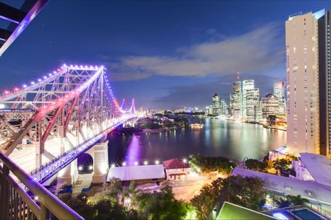 Oakwood Hotel And Apartments Brisbane - Geraldton Accommodation 0