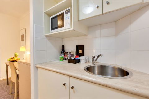 Oakwood Hotel And Apartments Brisbane - Geraldton Accommodation 7