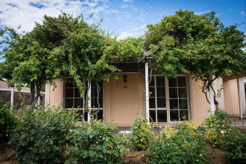 Olive House Accommodation Kimba - Geraldton Accommodation 0