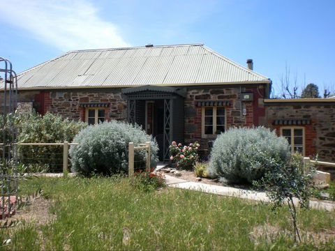 Olive Grove Retreat - Geraldton Accommodation 0