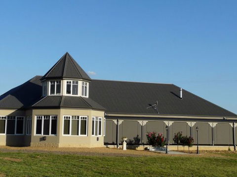 Paringa Grove Homestead - Geraldton Accommodation 0