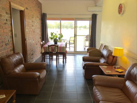 Pelican Waters Holiday Park - Geraldton Accommodation 8