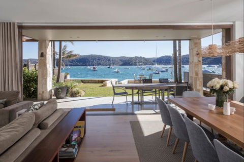 Pittwater Beach House - Geraldton Accommodation 0