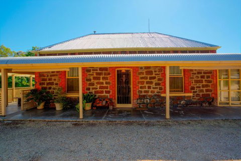 Red Gum Retreat - Geraldton Accommodation 2