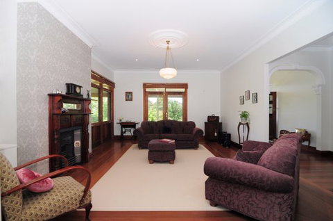 Reign Manor And Coach House - Geraldton Accommodation 4