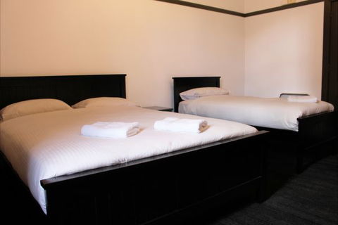 Royal Hotel Ryde - Geraldton Accommodation 4