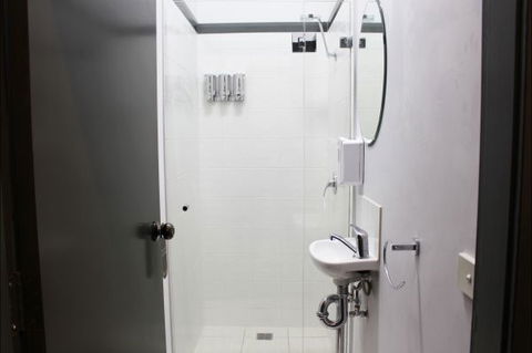 Royal Hotel Ryde - Geraldton Accommodation 9