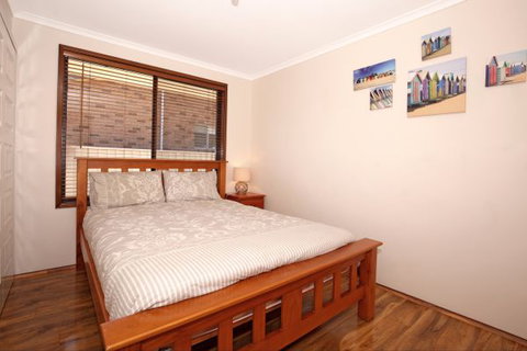 Sandy Toes Beach House - Geraldton Accommodation 2