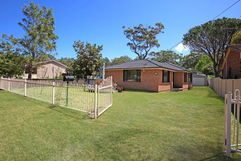 Sandy Toes Beach House - Geraldton Accommodation 6