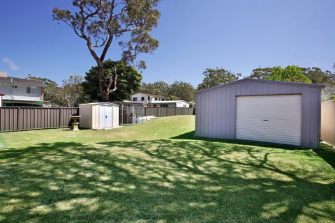 Sandy Toes Beach House - Geraldton Accommodation 7