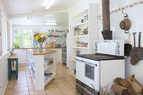 Sefton Cottage - Geraldton Accommodation 5