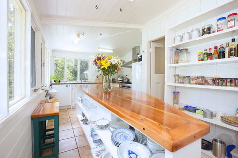 Sefton Cottage - Geraldton Accommodation 6