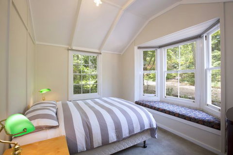 Sefton Cottage - Geraldton Accommodation 9