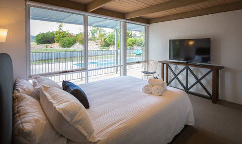 Serengale Retreat - Geraldton Accommodation 5