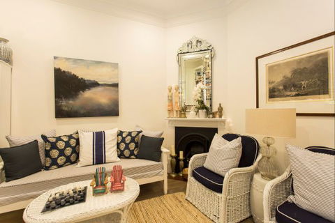 Stylish Interiors In The Bay - Geraldton Accommodation 1