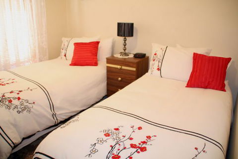 Sunset Retreat - Geraldton Accommodation 4