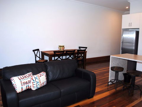 Sublime Spa Apartments On Murphy - Geraldton Accommodation 4