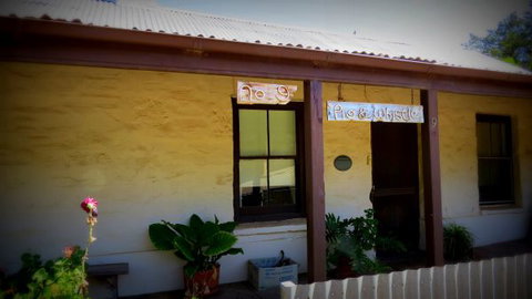 The Pig And Whistle - Geraldton Accommodation 10