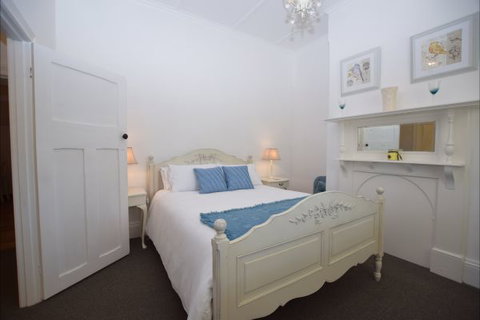 The Provincial Bed & Breakfast - Geraldton Accommodation 3