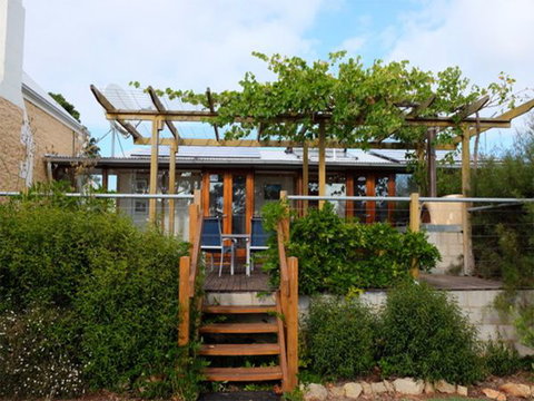 The Old Drik Drik Schoolhouse Retreat - Geraldton Accommodation 1