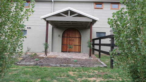 The Loch Barn - Geraldton Accommodation 0