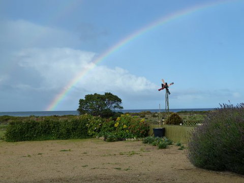 Thirty Two JW - Geraldton Accommodation 2