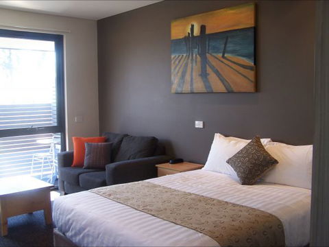 The Foreshore Motel & Tavern (Hobart) Lauderdale - Geraldton Accommodation 8